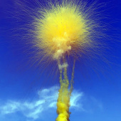 Дневная батарея салютов Желтый дымный цветок в серебряном мерцании 72 залпа СУ1107212-Ж купить в Ростове на Дону